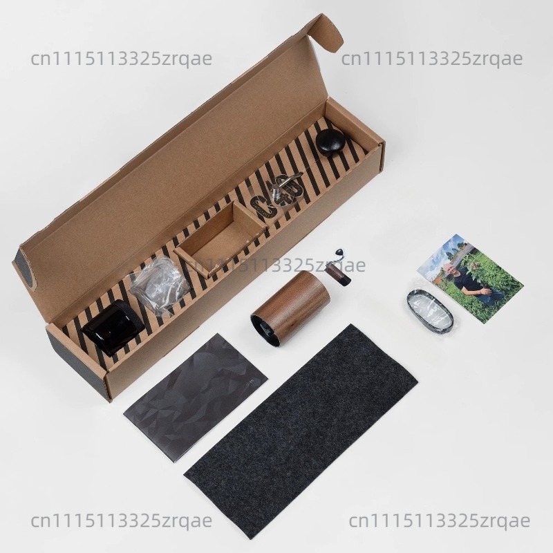 เครื่องบดกาแฟมือหมุน Commander - Burr Hand Grinder บทวิจารณ์และราคา
